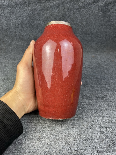 古玩陶瓷紅釉瓶拍賣，當前價格1888元