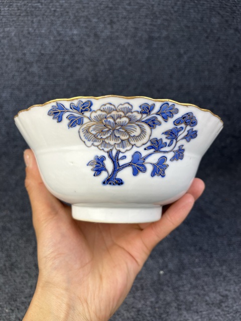 古玩陶瓷青花描金花卉紋花口碗真品鑒賞圖