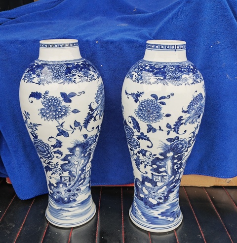 古玩陶瓷青花花卉紋雞腿瓶拍賣,當前價格13800元