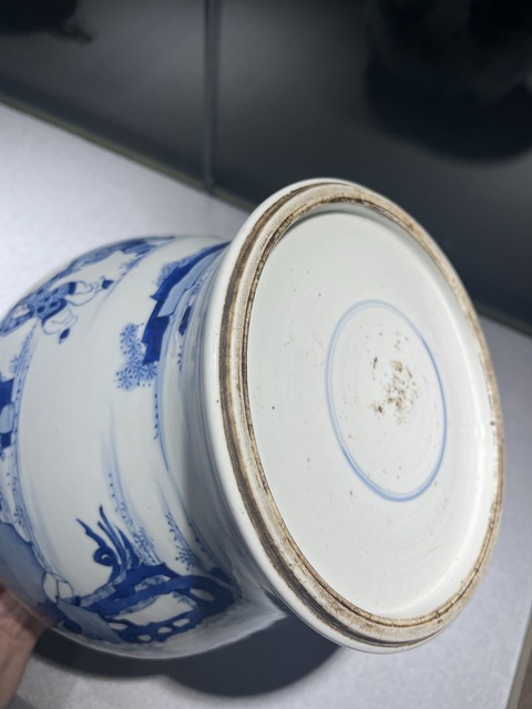 古玩陶瓷人物紋青花將軍罐真品鑒賞圖