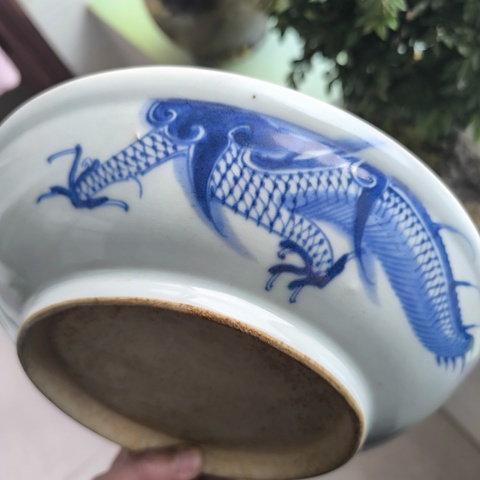古玩陶瓷青花過墻龍紋臥盤拍賣,當前價格7800元