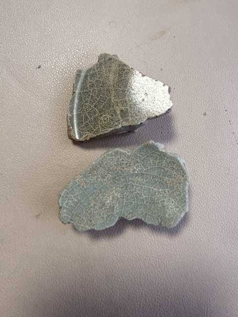 古玩陶瓷龍泉窯標本真品鑒賞圖