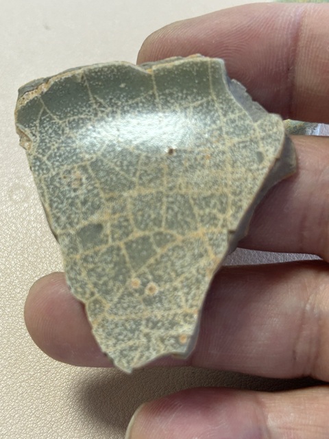 古玩陶瓷龍泉窯標本真品鑒賞圖