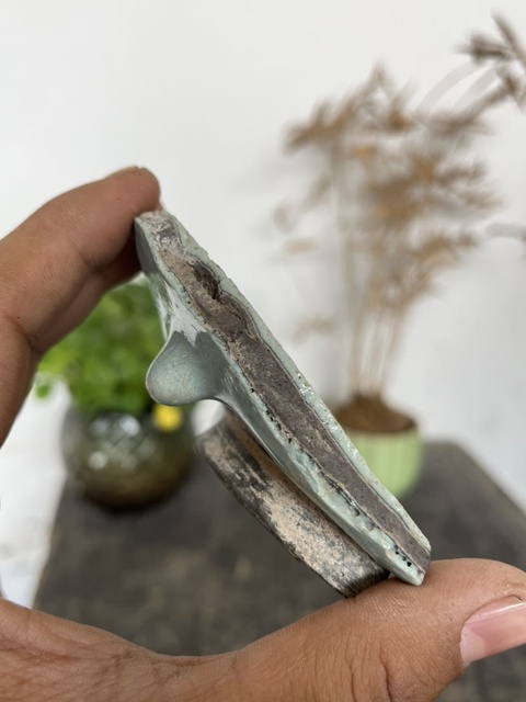 古玩陶瓷宋金.鈞窯標本  (縱有家財萬貫，不如鈞瓷一片)拍賣，當前價格220元