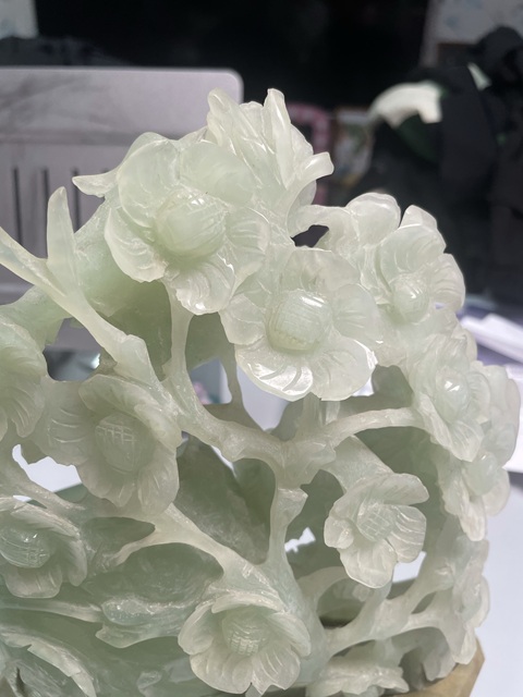 古玩陶瓷創(chuàng)匯·岫玉雕刻花鳥筆筒拍賣，當前價格680元