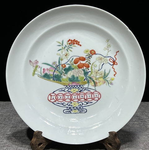 古玩陶瓷民國·粉彩花籃紋盤 真品鑒賞圖