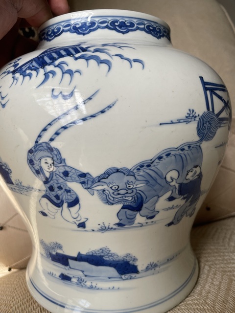 古玩陶瓷人物紋青花將軍罐真品鑒賞圖
