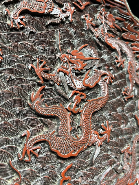古玩陶瓷龍紋葵口盤真品鑒賞圖