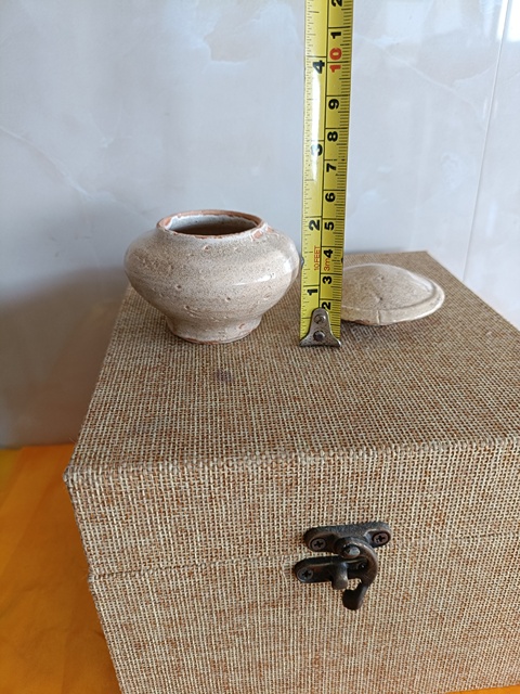 古玩陶瓷元龍泉蓋罐真品鑒賞圖