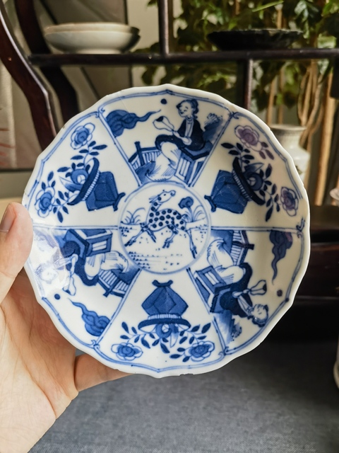 古玩陶瓷【畫片好】晚清青花仕女人物圖花口盤拍賣,當前價格299元