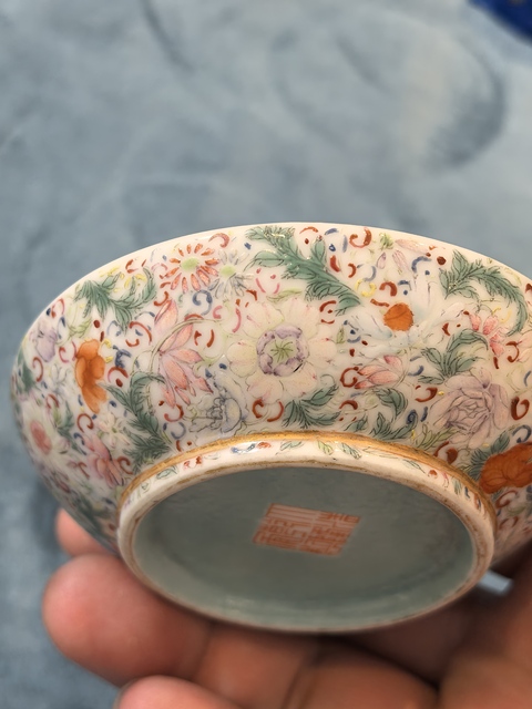 古玩陶瓷粉彩百花紋博古印盒真品鑒賞圖