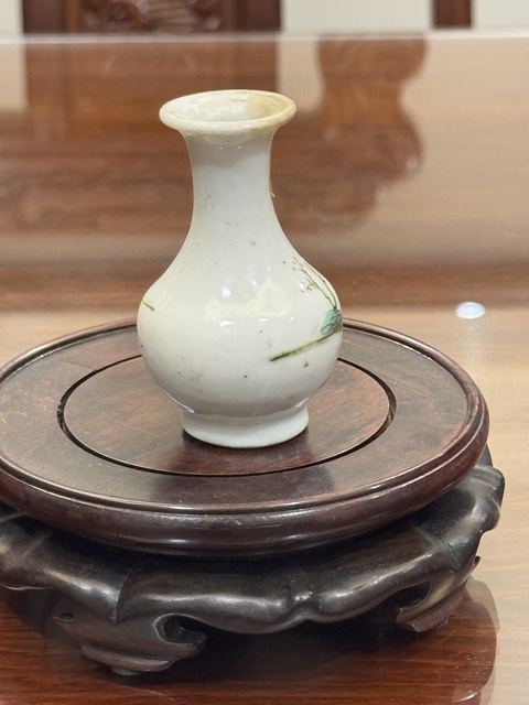 古玩陶瓷晚清粉彩人物紋小瓶拍賣，當前價格255元
