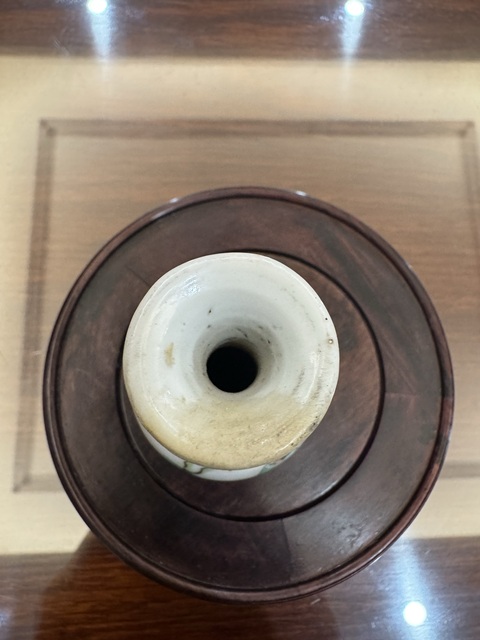 古玩陶瓷晚清粉彩人物紋小瓶拍賣，當前價格255元