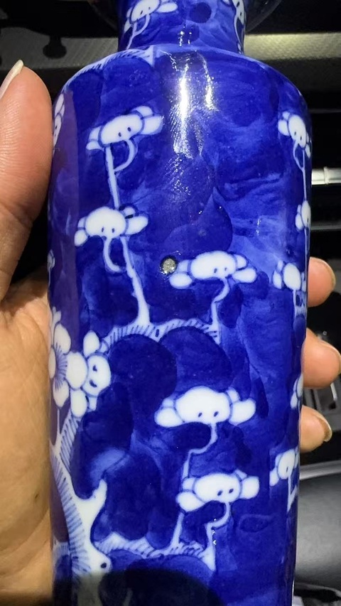 古玩陶瓷青花冰梅紋棒槌瓶真品鑒賞圖