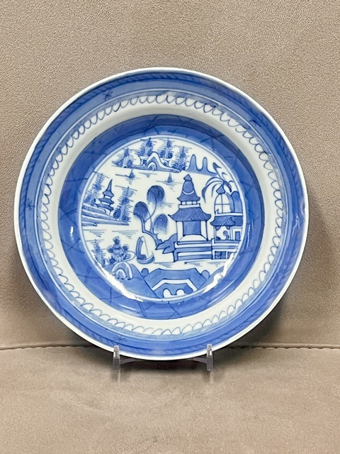 古玩陶瓷青花山水人物紋折沿盤真品鑒賞圖