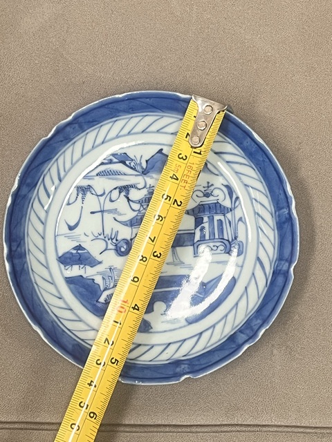 古玩陶瓷青花山水樓閣紋折沿盤真品鑒賞圖