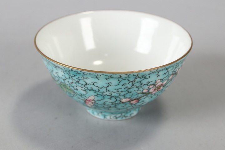 古玩陶瓷粉彩碗真品鑒賞圖