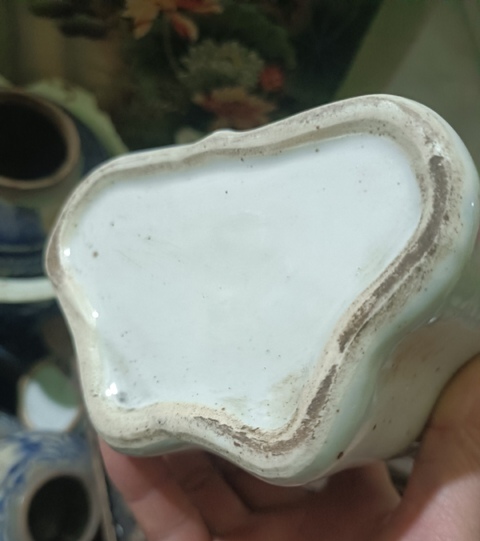 古玩陶瓷白釉瓶真品鑒賞圖