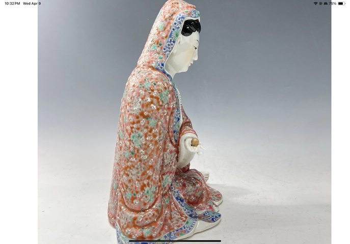 古玩陶瓷觀音塑像真品鑒賞圖