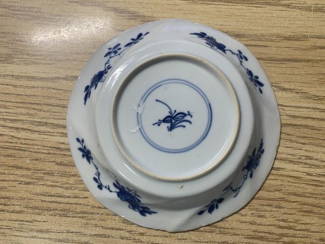 古玩陶瓷青花功名富貴圖杯碟真品鑒賞圖