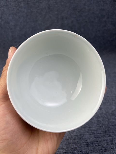 古玩陶瓷青花釉里紅牡丹紋碗真品鑒賞圖
