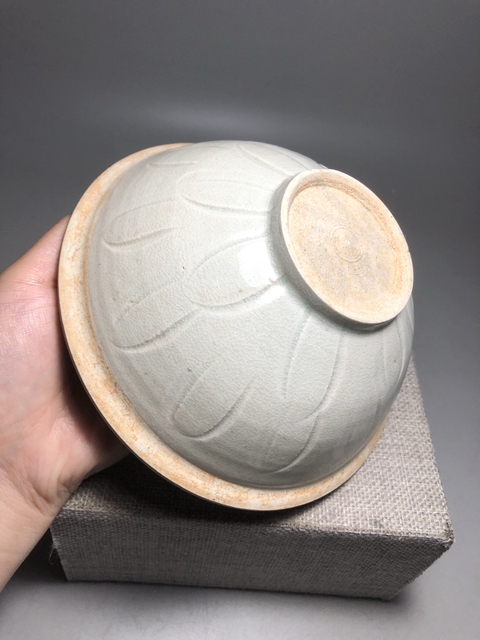 古玩陶瓷【館藏級精品】宋 青白瓷 仰腹蓮瓣紋碗【頂級釉水】【百碎級開片】拍賣,當前價格0元