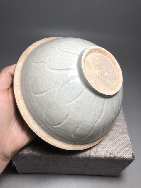 古玩陶瓷【館藏級精品】宋 青白瓷 仰腹蓮瓣紋碗【頂級釉水】【百碎級開片】拍賣,當前價格0元