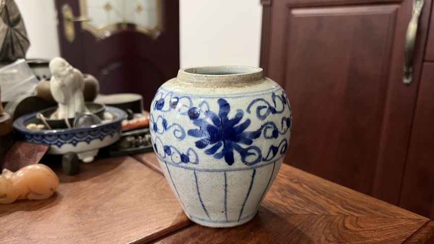 古玩陶瓷青花罐真品鑒賞圖