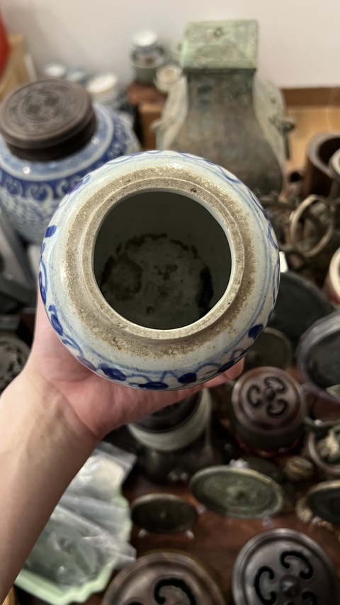 古玩陶瓷青花罐真品鑒賞圖