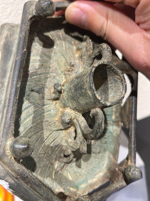 古玩銅器佛座真品鑒賞圖