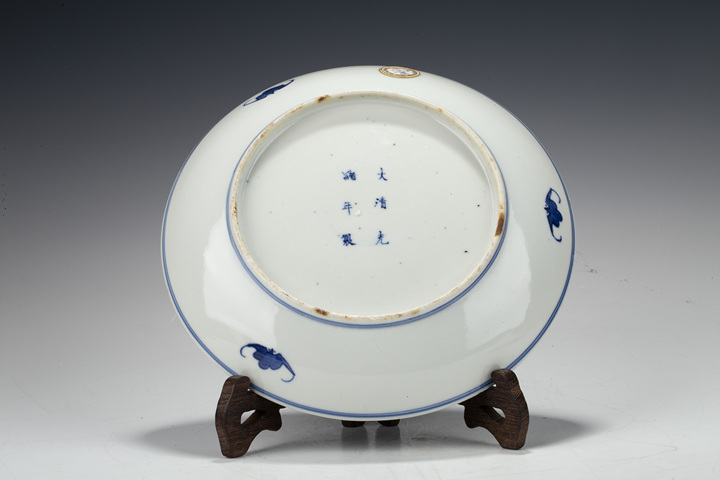 古玩陶瓷晚清·青花纏枝蓮紋盤拍賣，當前價格6800元