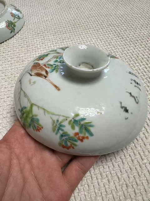 古玩陶瓷晚清淺降彩花鳥調(diào)色盒真品鑒賞圖