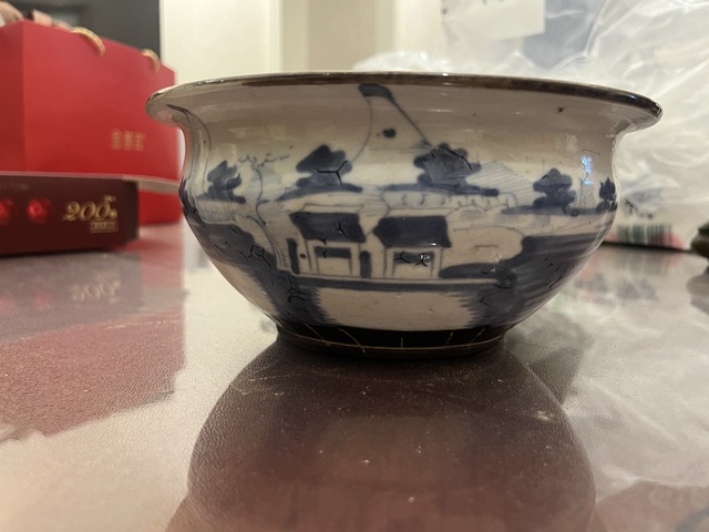 古玩陶瓷青花鐵銹釉山水紋香爐拍賣,當前價格600元