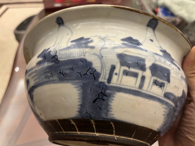 古玩陶瓷青花鐵銹釉山水紋香爐拍賣,當前價格600元