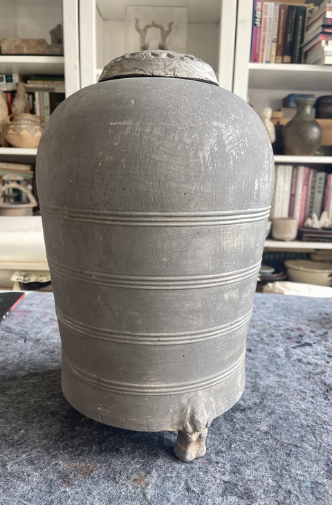 古玩陶瓷獸足帶猛龍蓋原文字大陶倉拍賣，當前價格3200元