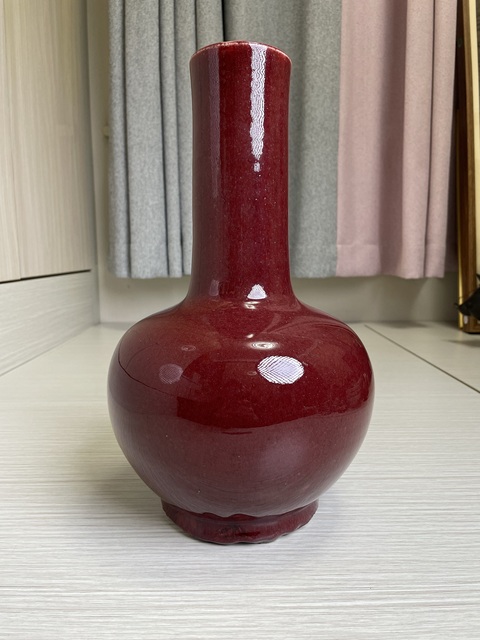 古玩陶瓷清乾隆 郎窯紅釉大天球賞瓶拍賣，當(dāng)前價格18000元