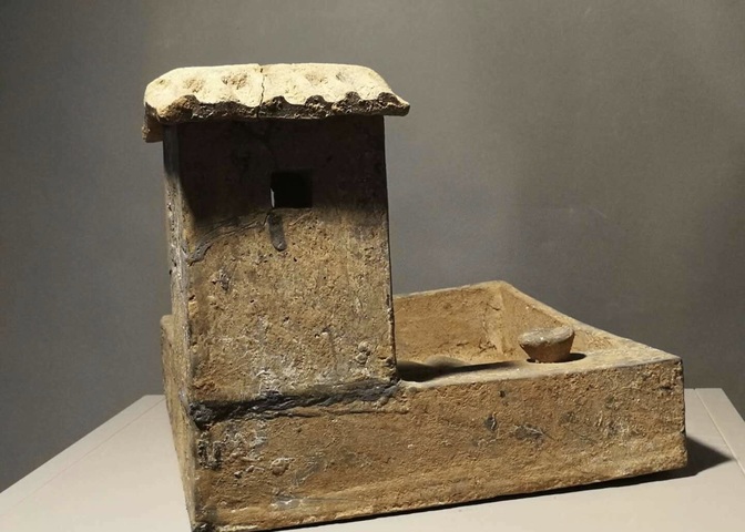 古玩陶瓷豬圈真品鑒賞圖