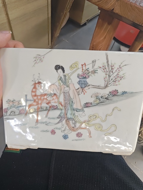 古玩陶瓷人物詩紋花盆真品鑒賞圖