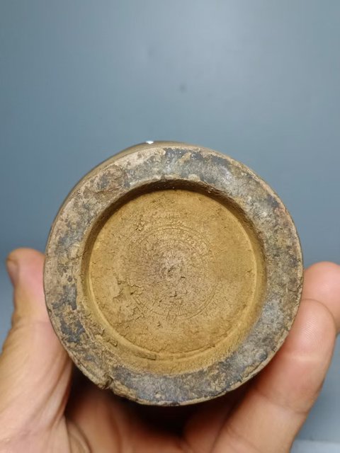 古玩陶瓷茶葉罐拍賣,當前價格230元