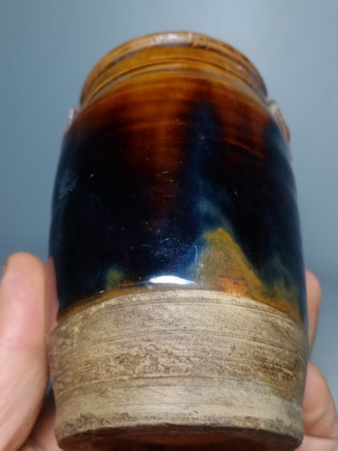 古玩陶瓷茶葉罐拍賣,當前價格230元