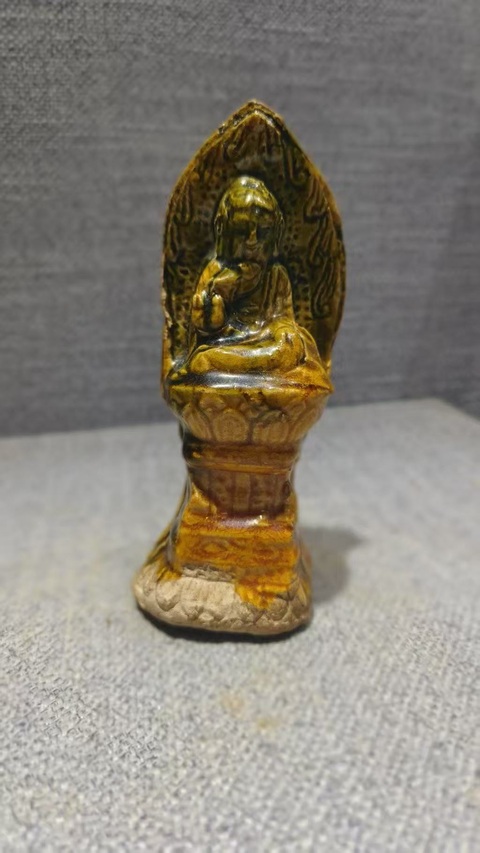 古玩陶瓷五代十國·三彩佛真品鑒賞圖