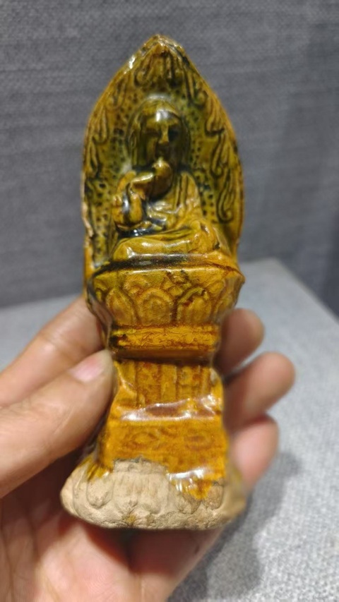 古玩陶瓷五代十國·三彩佛真品鑒賞圖