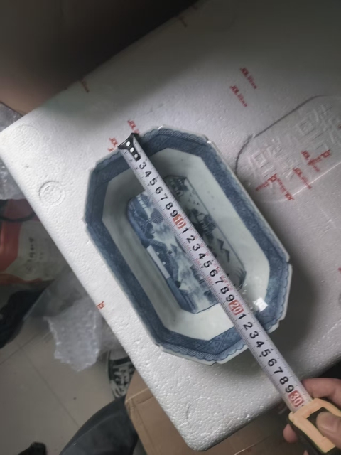 古玩陶瓷清乾隆 青花山水紋折沿盤拍賣,當前價格1600元
