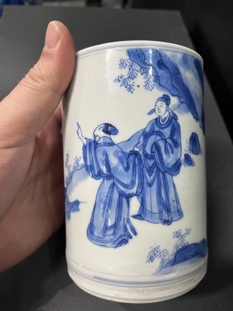 古玩陶瓷清康熙 青花人物紋筆筒真品鑒賞圖