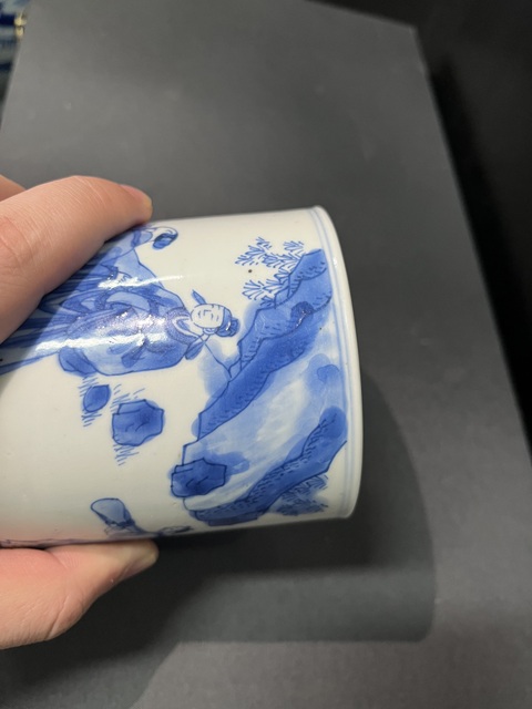 古玩陶瓷清康熙 青花人物紋筆筒真品鑒賞圖