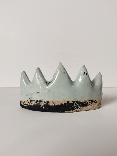 古玩陶瓷豆青釉筆架山拍賣,當(dāng)前價(jià)格0元