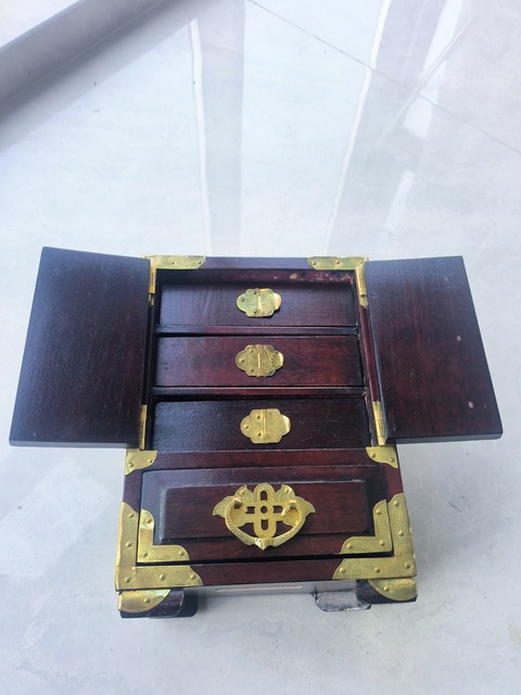 古玩雜項(xiàng)老首飾盒（帶音樂發(fā)條）拍賣，當(dāng)前價(jià)格1888元