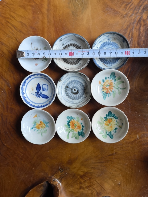 古玩陶瓷小碟子9個拍賣,當前價格188元