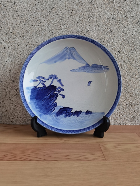 古玩陶瓷山水紋青花盤拍賣,當前價格398元
