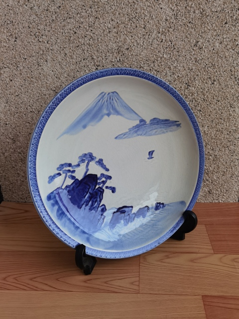 古玩陶瓷山水紋青花盤拍賣,當前價格398元